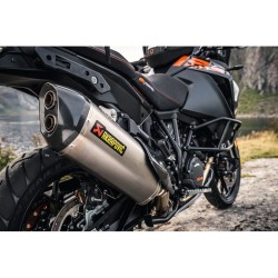 Silencieux Akrapovic "Slip-on Line" Gris pour KTM 1050/1090/1190 ADVENTURE/R et 1290 SUPER ADVENTURE R/S (17-20)
